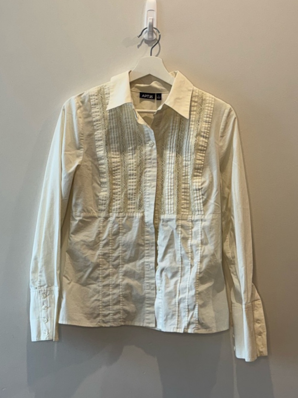 APT 9 Button Down